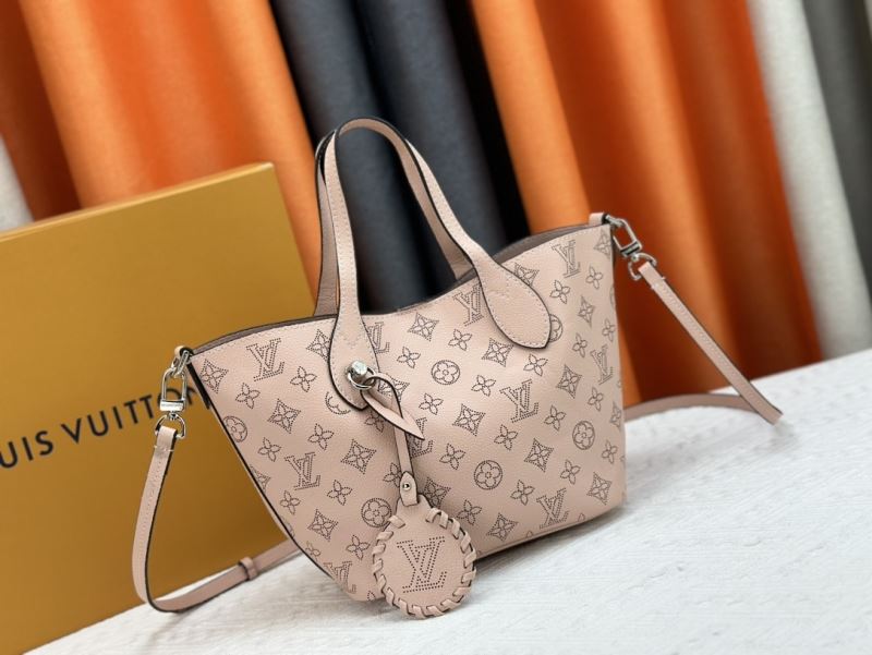 Louis Vuitton Shopping Bags